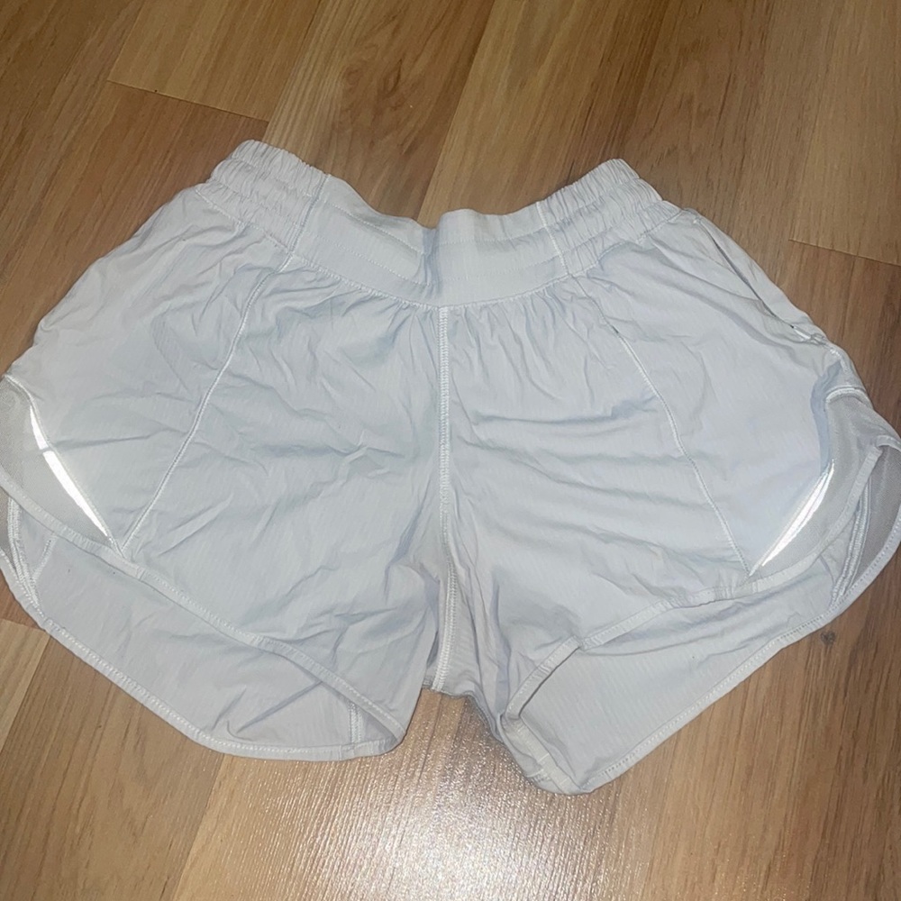 COPY - White lulu hotty hots